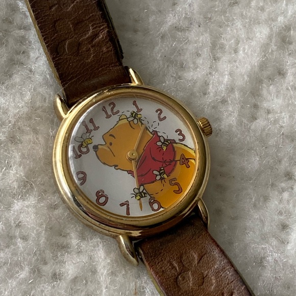 Disney Accessories - Vintage Winnie the Pooh Watch TIMEX Disney